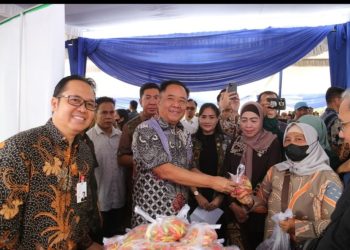 Dibuka Cik Ujang, Pasar Murah Gelaran Pemprov Sumsel di Monpera Disambut Antusias Masyarakat