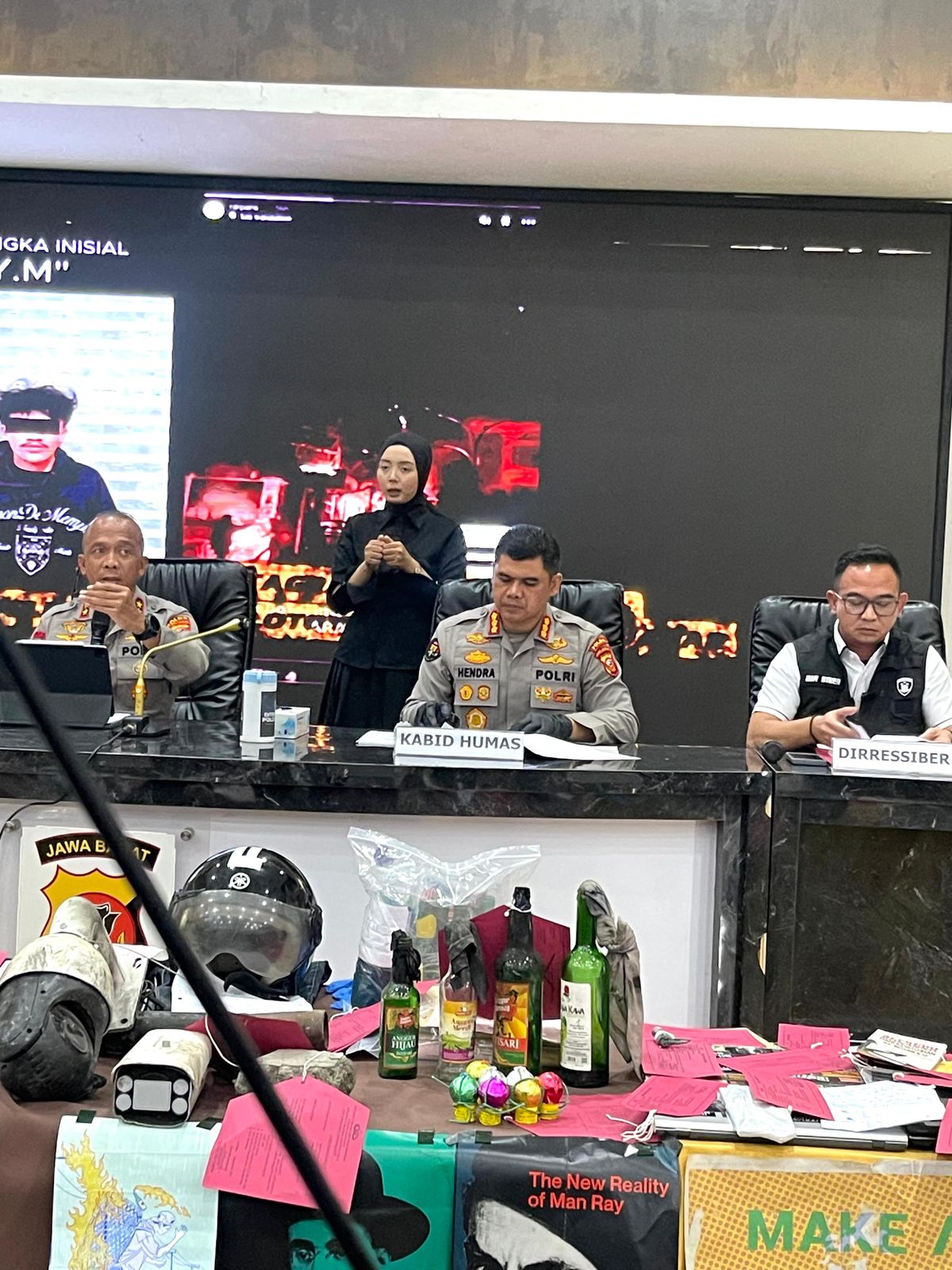 Alasan Polda Jabar Sita Buku dan Zine Jadi Barang Bukti Tersangka Demo Anarkistis di Bandung