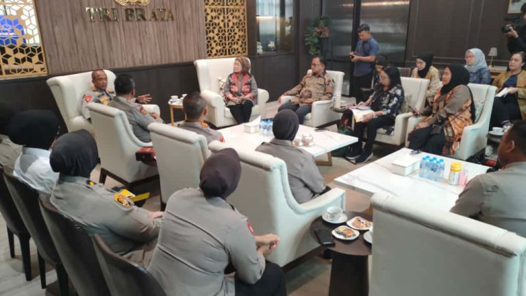 Polda Jabar Dikunjungi Tim Penilai “HeForShe” Award, Kapolda Tegaskan Komitmen Dukungan Kesetaraan Gender di Polri