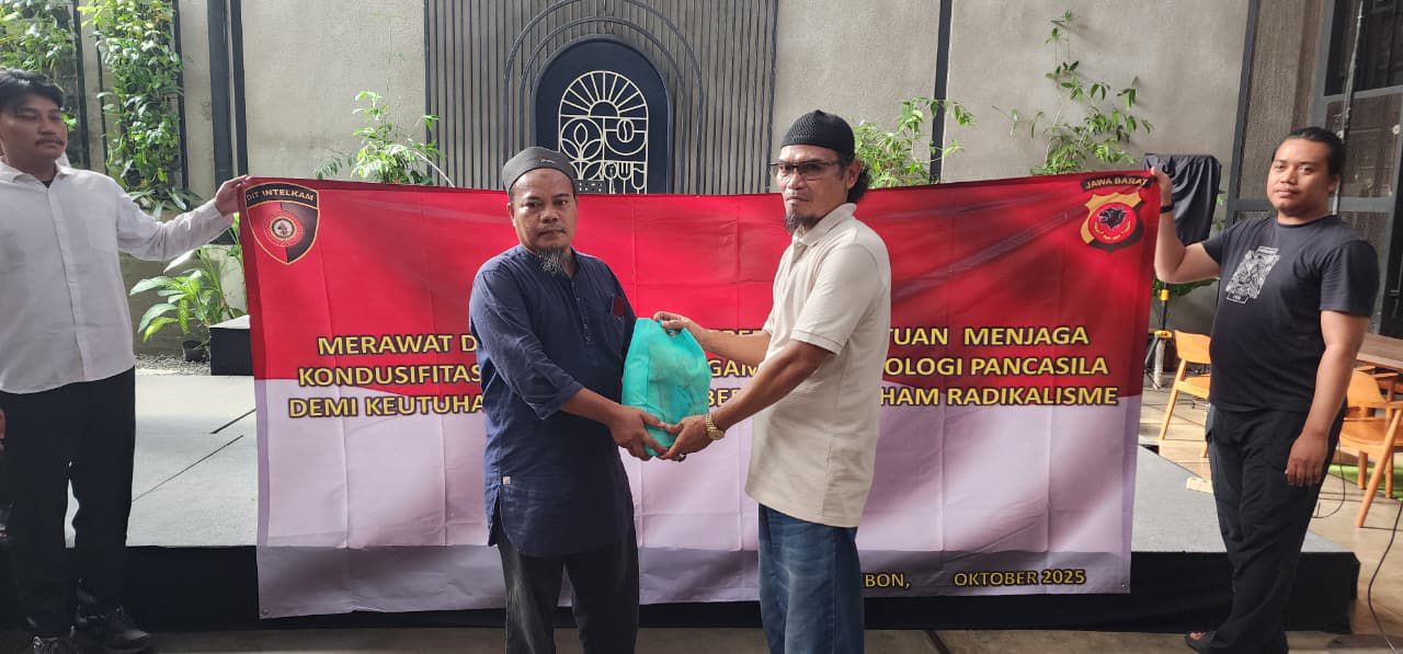 Kuatkan Komitmen Kebangsaan, Polda Jabar Gandeng Mantan Napiter JAD Cirebon dalam Program Deradikalisasi Humanis