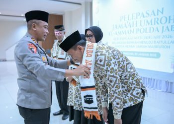 Kapolda Jabar Pimpin Pelepasan Jamaah Umrah Masjid Al-Amman