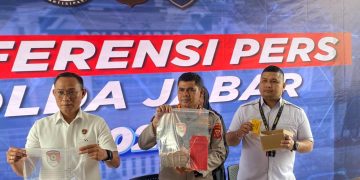 Polda Jabar Bongkar Sindikat Judi Online di Cirebon, Yang Jalankan Praktik Melalui Metode WhatsApp Blast