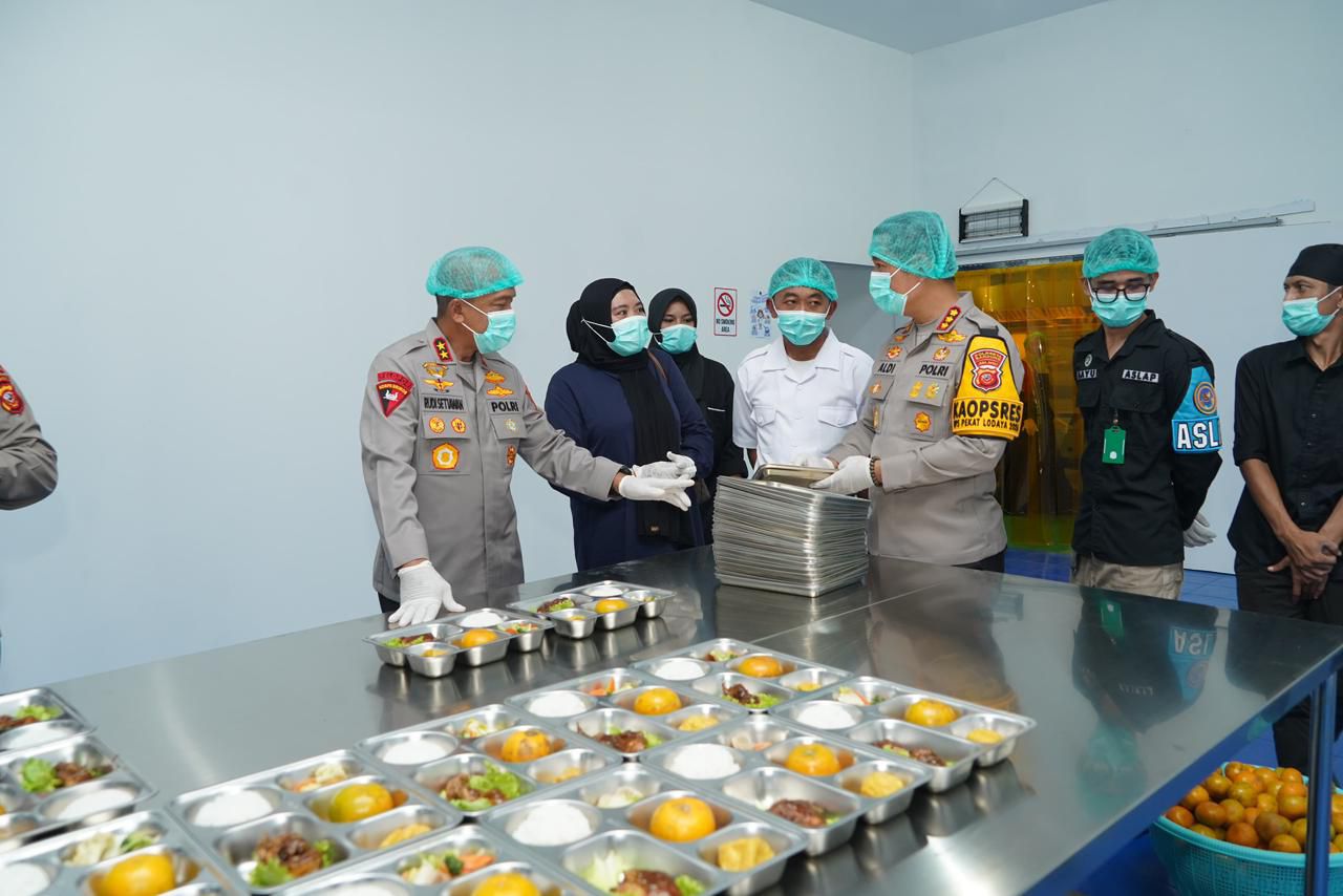 Kapolda Jabar Tinjau SPPG dan Green House Polresta Bandung, Wujud Nyata Dukungan Ketahanan Pangan