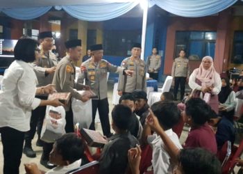 Kapolda Jabar Buka Puasa Bersama Pengamen di Batununggal, Siap Jadi Bapak Asuh