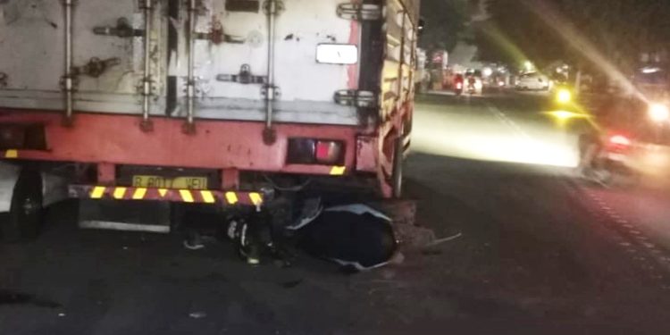 Parkir Truk Sembarangan Renggut Nyawa, Pengendara N-Max Tewas di Pasirkoja Bandung