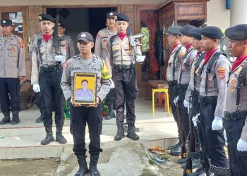 ‎Dedikasi Hingga Akhir, Bhabinkamtibmas Meninggal Dunia Saat Jalankan Dinas