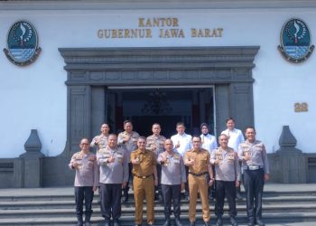 Kapolda Jabar Silaturahmi Strategis Ke Kantor Pemerintahan Provinsi Jabar di Gedung Sate Bandung