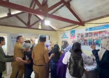 Cekcok di Tengah Pelayanan Warga, Lurah Margasuka dan Kepala Puskesmas Beda Versi
