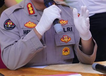 Polda Jabar Tetapkan 6 Tersangka Pembakaran Pos Polisi Cikapayang, Barang Bukti Bom Molotov Disita