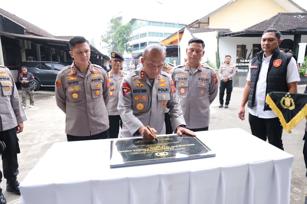 Kapolda Jabar Resmikan Gedung Sat Intelkam Polres Cimahi “38 Setia”