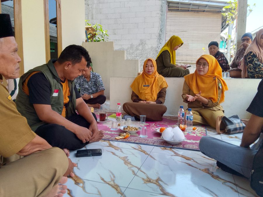 Putus Siklus DBD, Puskesmas Lemah Abang Ajak Warga Karangsari Gencarkan 3M+