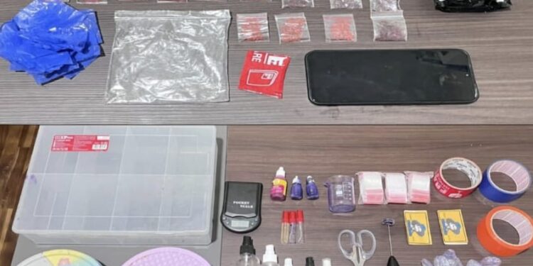 Satres Narkoba Bekuk Pengedar Tembakau Sintesis