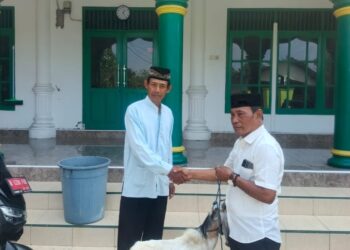 Kades Karangsari Bao Umbara Apresiasi Bantuan Hewan Qurban dari PT Michelin Indonesia untuk Warga Masyarakat