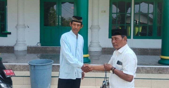 Kades Karangsari Bao Umbara Apresiasi Bantuan Hewan Qurban dari PT Michelin Indonesia untuk Warga Masyarakat
