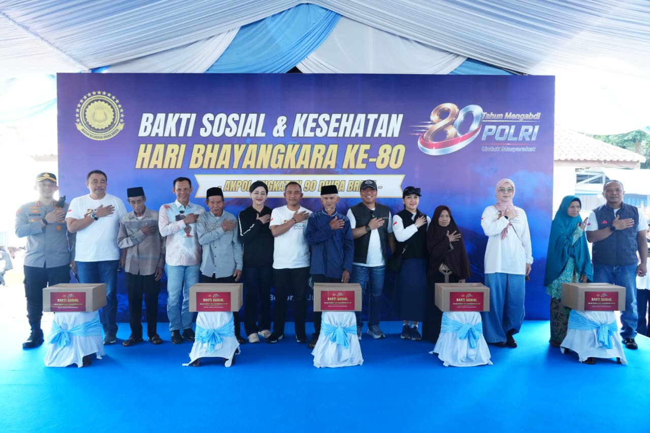 Sambut Hari Bhayangkara ke-80, Wakapolri dan Akpol ’90 Dhira Brata Gelar Bakti Sosial dan Kesehatan di Bogor