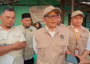 Jemaah Haji Indramayu Kloter 21 KJT Wafat di Pesawat, Kemenhaj Jabar Takziah ke Rumah Duka