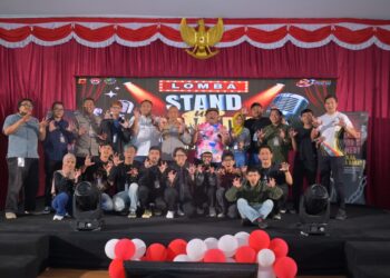 Aipda Ferry Ardilesmana Jadi Satu-satunya Juri Polisi di Lomba Stand Up Comedy Hari Bhayangkara ke-80 Polda Jabar