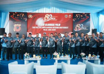 Sambut Hut Bhayangkara ke 80, Polda Jabar Gelar Berbagai Layanan Masyarakat di Car Free Day Dago Cikapayang
