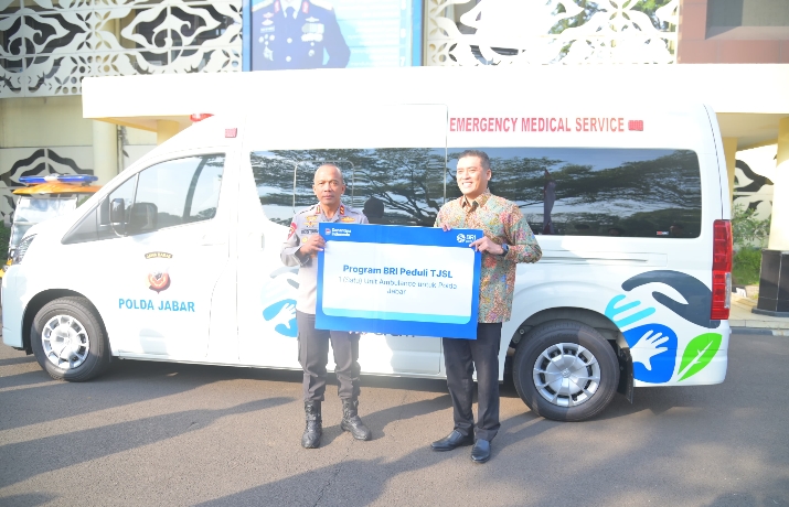 Polda Jabar Terima Bantuan Ambulance Mini ICU dari BRI untuk Tingkatkan Pelayanan Kesehatan