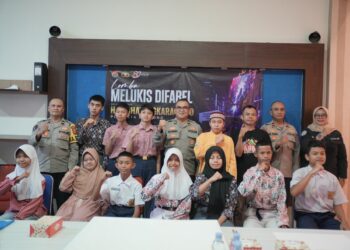 Ruang Tanpa Batas, Polresta Bandung Hadirkan Panggung Kreativitas Difabel dalam Semarak Hari Bhayangkara ke-80