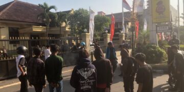 Aliansi Payung Hitam Gelar Aksi di Polresta Bogor Kota, Soroti Transparansi Rehabilitasi Narkotika dan Kekosongan Regulasi Penanganan Pengguna OKT