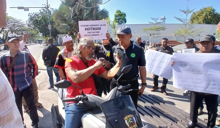 Kasus Hotman Paris Jadi Sorotan, Wartawan Gerudug Polda Jabar Desak Polri Jaga Marwah Profesi Jurnalistik