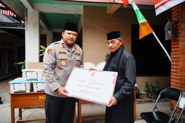 Waka Polda Jabar Silaturahmi Kamtibmas ke Pondok Pesantren Cipasung, Perkuat Sinergi Polri dan Ulama
