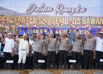 Polri Tanam Serentak Bawang Putih di 14 Daerah di Jabar