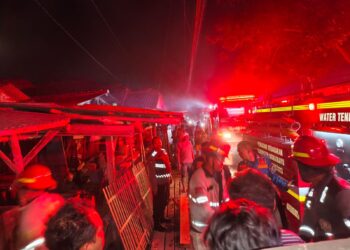 Polisi Amankan TKP Kebakaran Material Kayu di Blok Kalisana