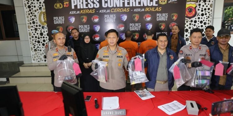 Bisnis Gelap Benih Lobster Dibongkar Polisi, Tiga Tersangka Terancam Jerat TPPU