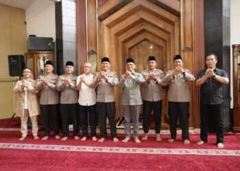 Kapolda Jabar Turun Langsung Dekati Warga Lewat Jum’at Keliling, Pesan Kamtibmas Menggema di Cimahi