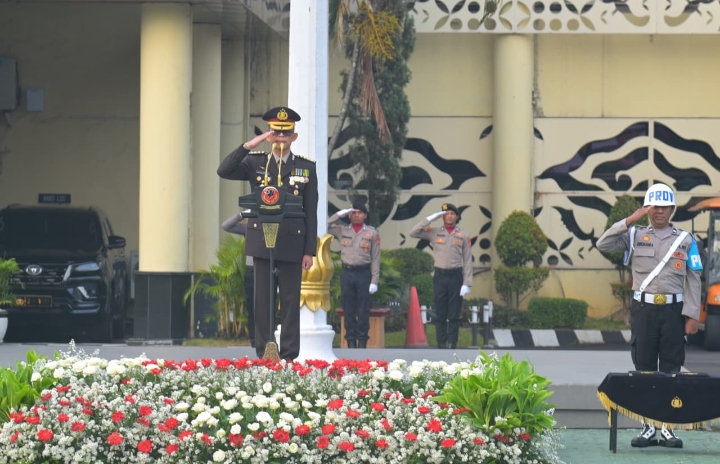 Polda Jabar Gelar Upacara HUT ke-81 RI, Instruksikan Anggota Pegang 4 Prinsip “Jaga Rawat Jawa Barat”