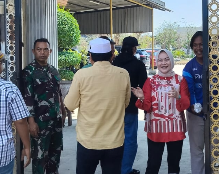 Rutinitas Jumat Berkah, Politisi PDIP Kabupaten Bekasi Putri Ramadhanty Santuni Anak Yatim