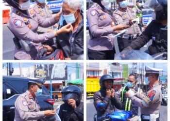 Jaga Kesehatan di Tengah Ancaman Debu Vulkanik, Polisi Bagikan 500 Masker Gratis