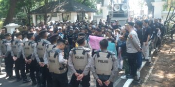Paskibar Geruduk Disdik Kota Bandung, Soroti Transparansi RMP dan Nasib Anak Rawan Putus Sekolah
