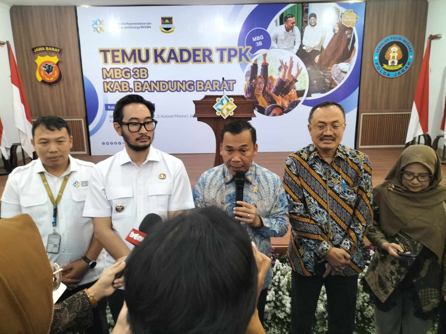 Kunjungi Kabupaten Bandung Barat, Menteri Wihaji Tekankan Aksi Nyata Percepatan Penurunan Stunting