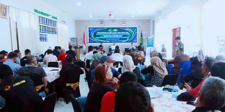 Bersama Insan Pers, Kadis Kominfosan Hadiri Kegiatan Penerangan Hukum Kejaksaan Negeri Kab. Sukabumi