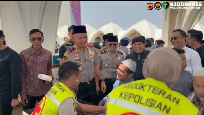 Kapolda Jabar Irjen. Pol. Hengki, S.I.K., M.H Hadiri Cek Kesehatan Biddokkes (Bidang Kedokteran dan Kesehatan) di Mesjid Al Jabbar
