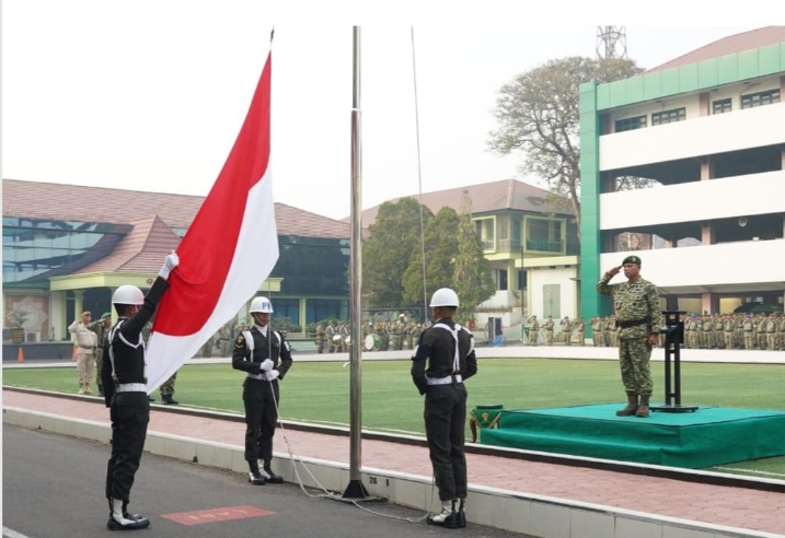 Bacakan Amanat Panglima TNI, Kapoksahli Pangdam II/Swj Tegaskan Soliditas dan Kesiapsiagaan Prajurit
