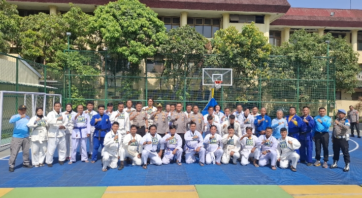 Polda Jabar Gelar Uji Beladiri Polri, Pastikan Kesiapan Fisik Personel Jelang Kenaikan Pangkat Periodik