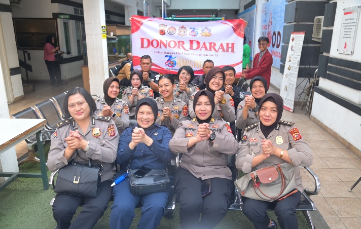 Sambut HUT Humas Polri ke-75, Polda Jabar Gelar Donor Darah dengan Ratusan Pendonor