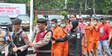 Pelaku Pengeroyokan di Pasar Induk Caringin 2 Orang Meninggal, Satreskrim Polrestabes Bandung dan Polsek Babakan Ciparay Berhasil Menciduk 8 tersangka