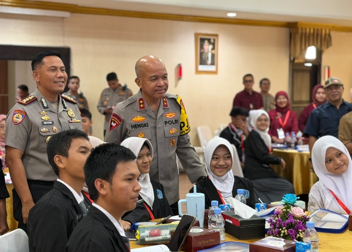 FGD Pencegahan Ekstremisme dan Judi Online, Kapolda Jabar Tegaskan Komitmen Polisi Lindungi Generasi Muda